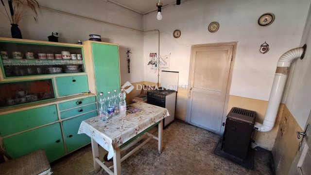 Eladó családi ház, Iszkaszentgyörgyön 39 M Ft, 3 szobás