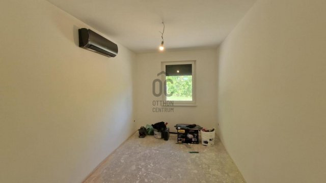 Eladó családi ház, Alsónémediben 144.9 M Ft, 5 szobás