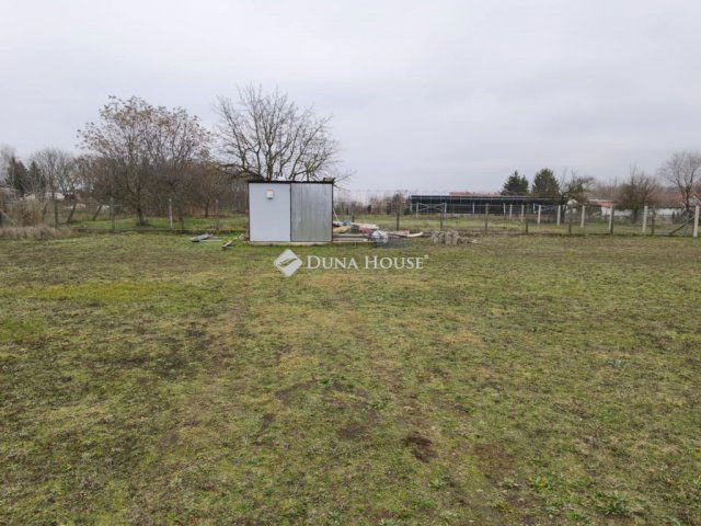 Eladó telek, Pusztavacson 8.5 M Ft / költözzbe.hu