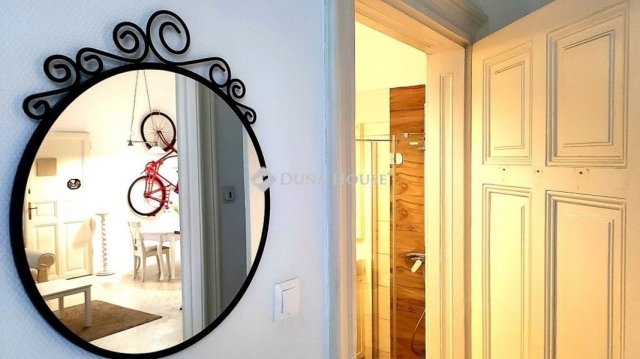 Eladó téglalakás, Budapesten, V. kerületben 189 M Ft, 3 szobás