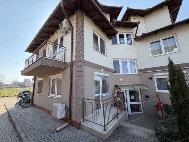 Eladó téglalakás, Hajdúszoboszlón 49.9 M Ft, 2 szobás