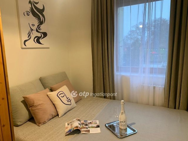 Eladó téglalakás, Nyíregyházán 39 M Ft, 1+1 szobás