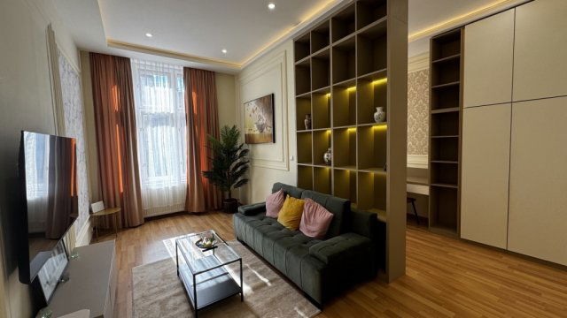 Eladó téglalakás, Budapesten, VII. kerületben 140 M Ft, 4 szobás