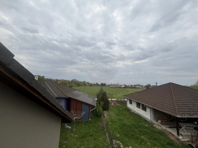 Eladó családi ház, Pécelen 134.99 M Ft, 4 szobás