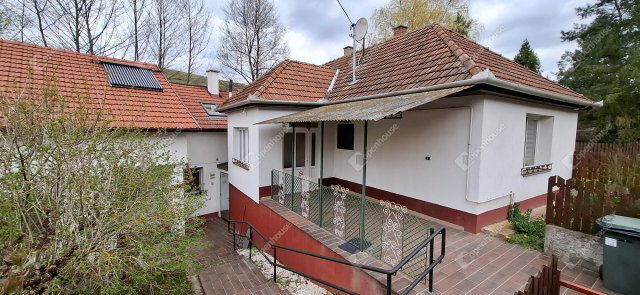 Eladó hotel, Erdőhorvátiban 74.9 M Ft, 6 szobás