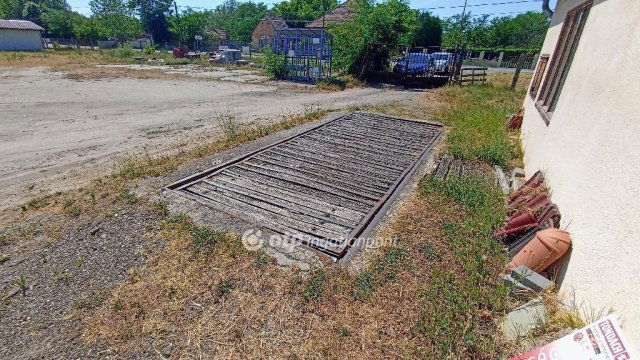 Eladó ipari ingatlan, Tóalmáson 34.9 M Ft / költözzbe.hu