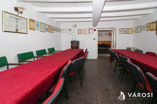 Eladó családi ház, Csongrádon 59 M Ft, 2 szobás