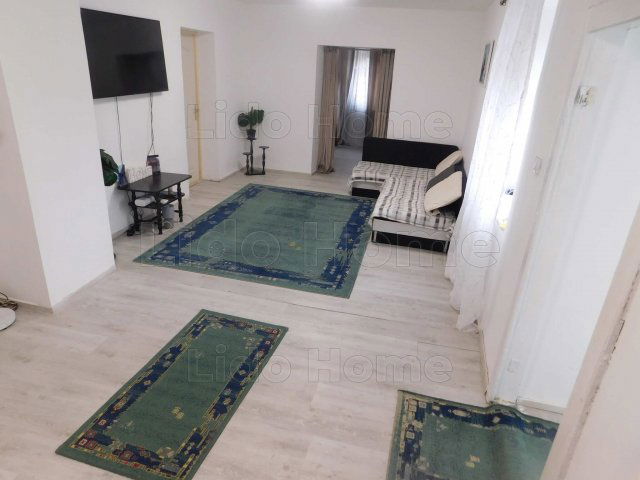 Eladó családi ház, Alapon 24.99 M Ft, 4 szobás