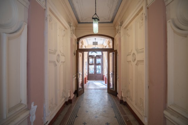 Eladó téglalakás, VIII. kerületben, Kiss József utcában