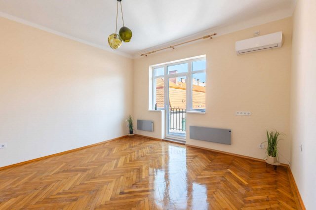 Eladó téglalakás, Budapesten, IX. kerületben, Ráday utcában