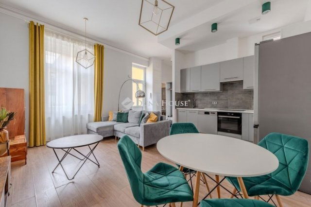 Eladó téglalakás, Budapesten, XIII. kerületben 120 M Ft