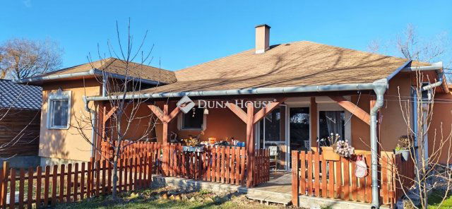 Eladó családi ház, Ráckevén 95.9 M Ft, 4 szobás