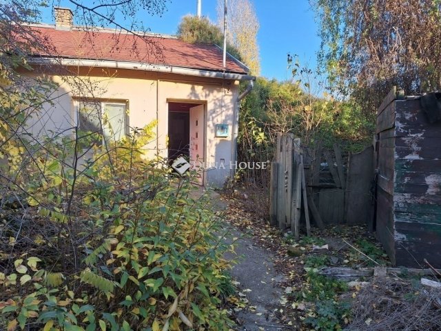 Eladó családi ház, Budapesten, XXI. kerületben 85 M Ft, 7 szobás