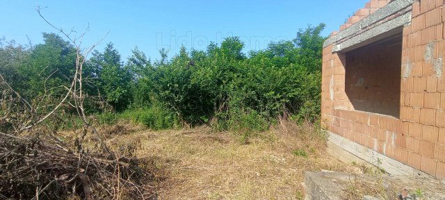 Eladó telek, Holládon 5 M Ft / költözzbe.hu