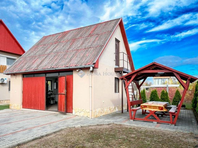 Eladó családi ház, Siófokon 35 M Ft / költözzbe.hu