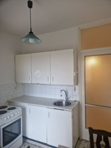 Eladó panellakás, Pécsett 47.9 M Ft, 2 szobás