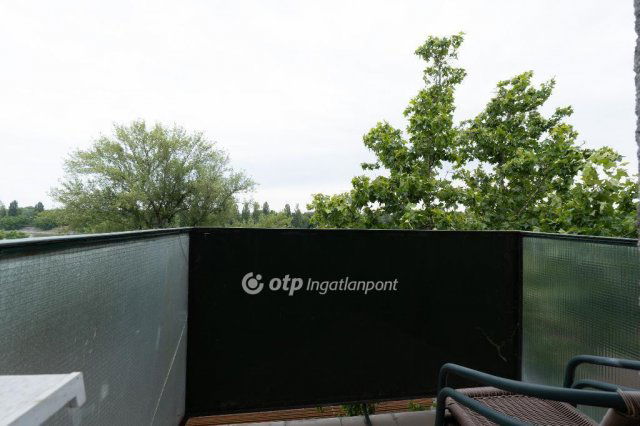 Eladó téglalakás, Budapesten, II. kerületben 74.9 M Ft, 1 szobás