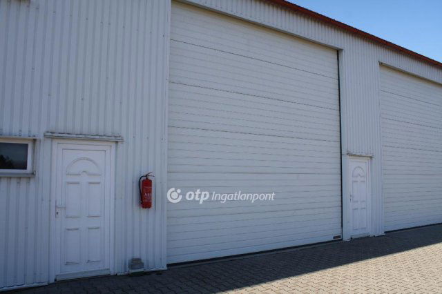 Kiadó ipari ingatlan, Felsőtárkányban 180 E Ft / hó
