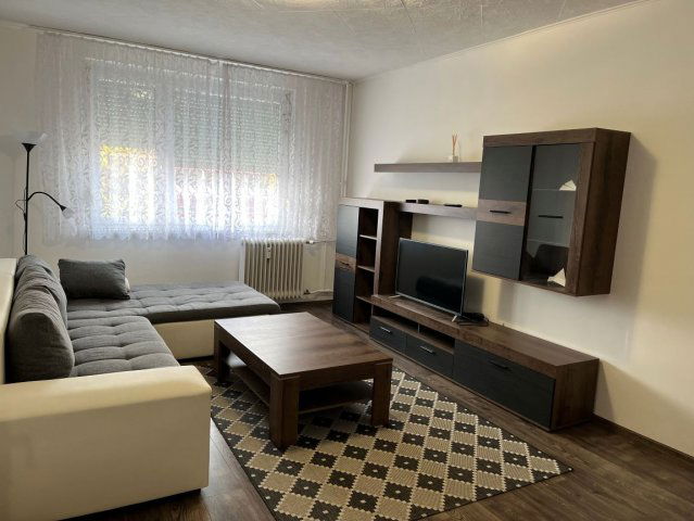 Eladó panellakás, Debrecenben 69.9 M Ft, 3+1 szobás