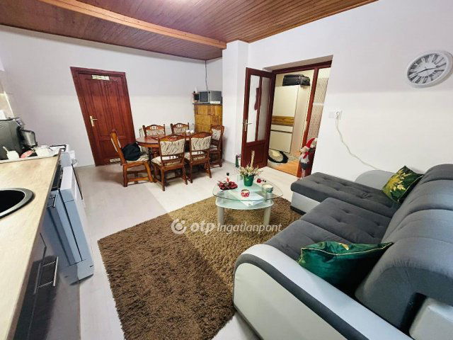 Eladó családi ház, Balsán 29.9 M Ft, 3 szobás