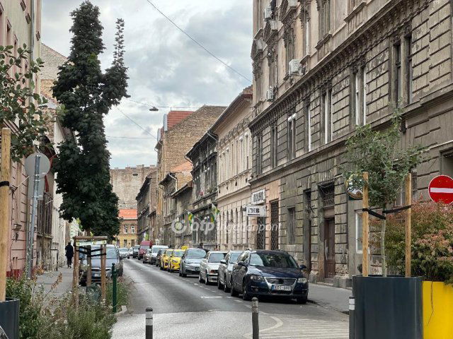 Eladó téglalakás, Budapesten, VIII. kerületben 39.9 M Ft