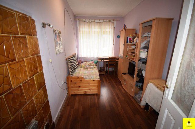 Eladó családi ház, Zsirán 38.5 M Ft, 3 szobás