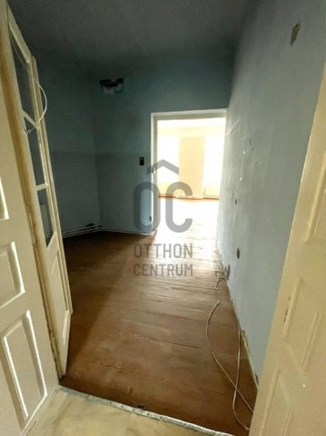 Eladó téglalakás, Pakson 29 M Ft, 2 szobás