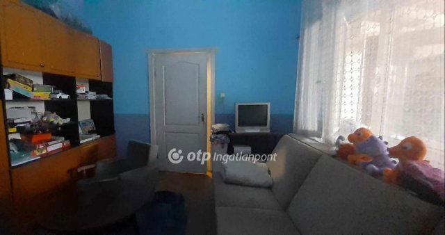 Eladó családi ház, Celldömölkön 32.99 M Ft, 3+2 szobás