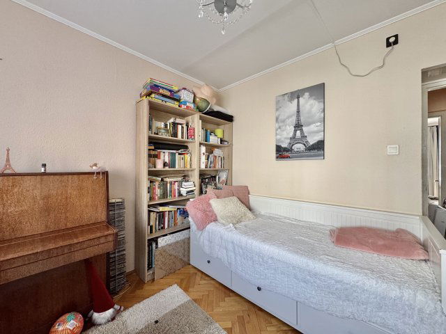 Eladó panellakás, Miskolcon, Bokréta utcában 36.9 M Ft, 3 szobás