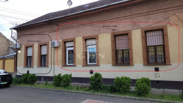 Eladó családi ház, Budapesten, XV. kerületben 99 M Ft, 4 szobás