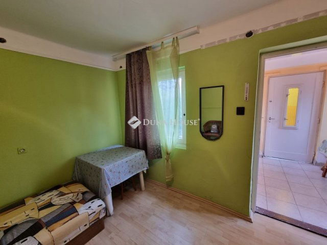 Eladó nyaraló, Gárdonyban 34.5 M Ft, 1 szobás