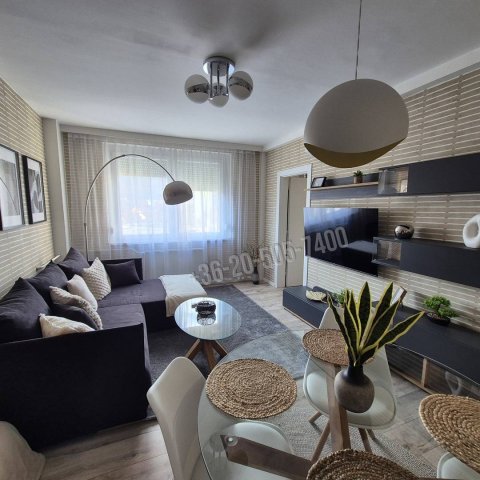 Eladó panellakás, Miskolcon 45.5 M Ft, 1+1 szobás