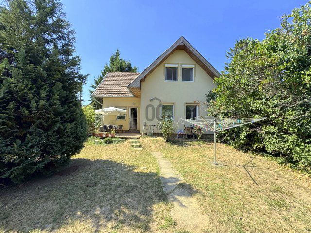 Eladó családi ház, Kerepesen 105 M Ft, 5 szobás