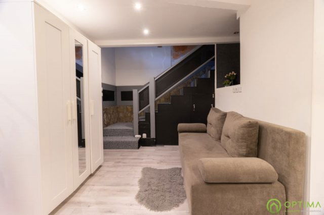 Eladó téglalakás, Budapesten, VII. kerületben, Thököly úton