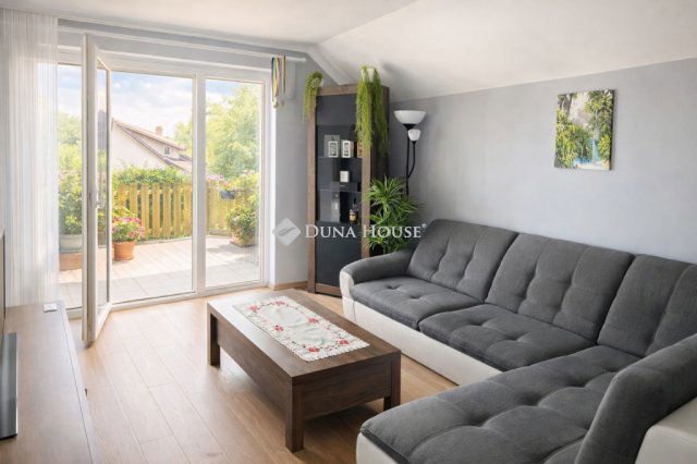 Eladó családi ház, Nagykőrösön 109.9 M Ft, 5 szobás