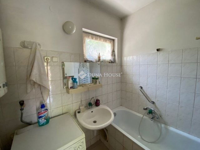 Eladó családi ház, Budapesten, XXIII. kerületben 65 M Ft