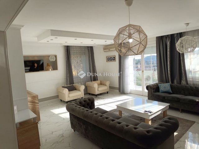 Eladó téglalakás, Budapesten, II. kerületben 391 M Ft, 4 szobás