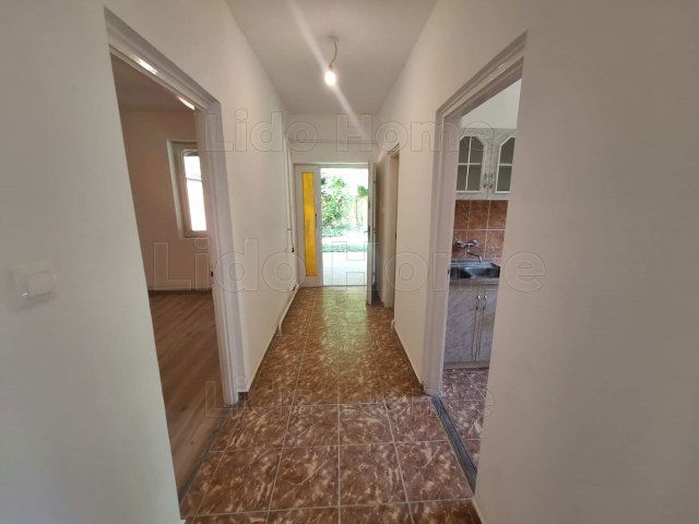 Eladó családi ház, Kaposváron 38.5 M Ft, 5 szobás