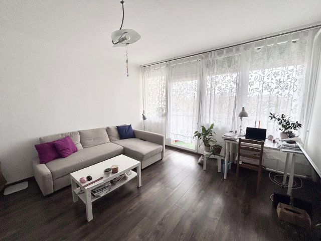 Eladó panellakás, Gödöllőn 66.9 M Ft, 2 szobás