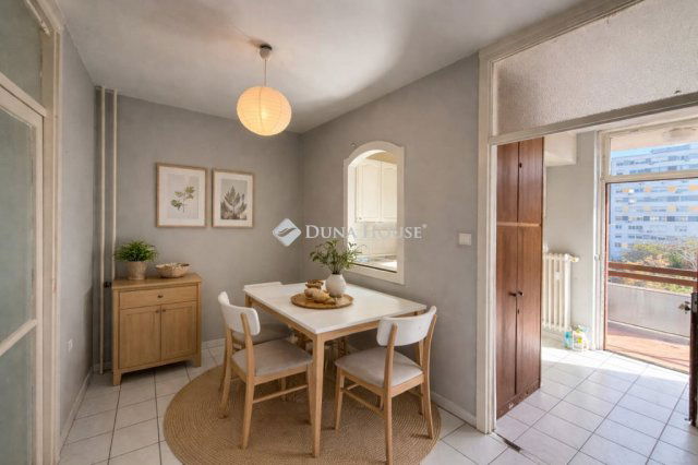 Eladó panellakás, Budapesten, XX. kerületben 60 M Ft, 3 szobás