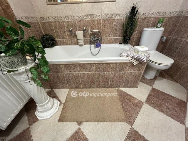 Eladó családi ház, Hernádon 115 M Ft, 1+3 szobás