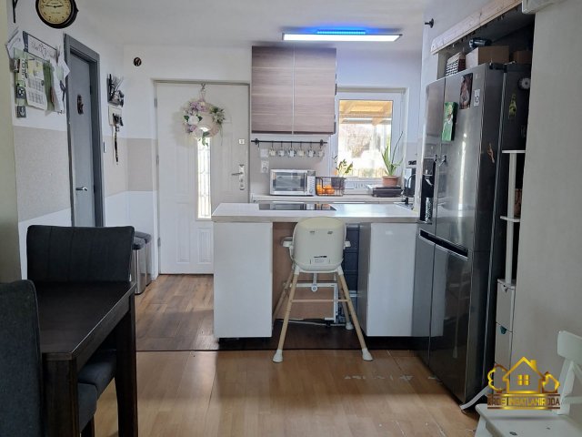 Eladó családi ház, Délegyházán 77.29 M Ft, 3+1 szobás