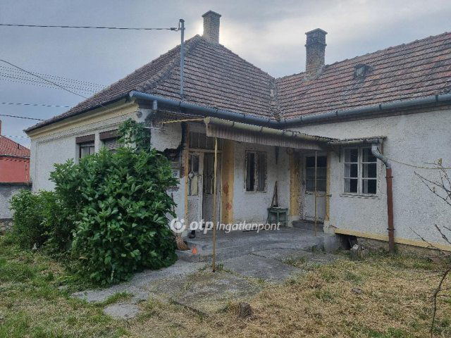 Eladó családi ház, Ugodon 18.5 M Ft, 3 szobás