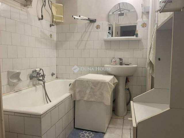 Eladó családi ház, Budapesten, XVIII. kerületben 104.9 M Ft