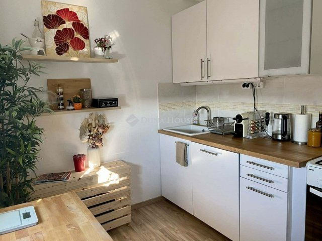 Eladó panellakás, Budapesten, VIII. kerületben 74.9 M Ft