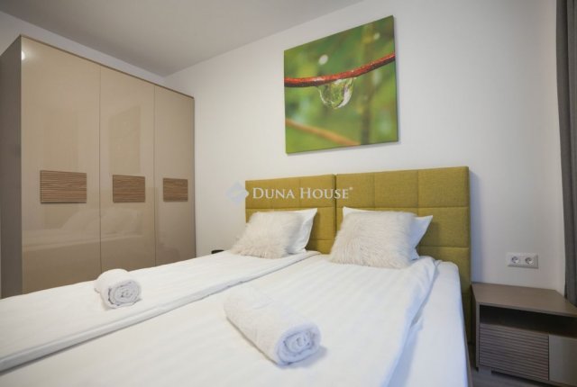 Eladó téglalakás, Budapesten, VIII. kerületben 71.513 M Ft