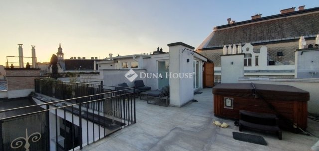 Eladó téglalakás, Budapesten, VI. kerületben 199.9 M Ft