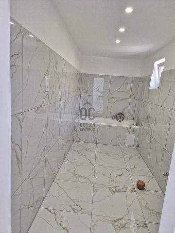 Eladó családi ház, Újszászon 26.9 M Ft, 4 szobás
