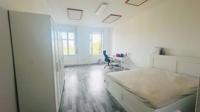 Kiadó téglalakás, albérlet, V. kerületben, Múzeum körúton