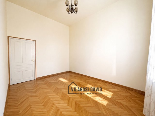 Kiadó családi ház, albérlet, Debrecenben 180 E Ft / hó